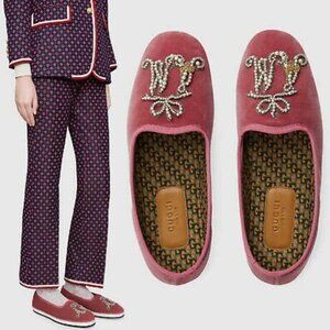 NIB Gucci Pink Velvet Pearl Monogram Slip on Loafers Size 5/EU 39